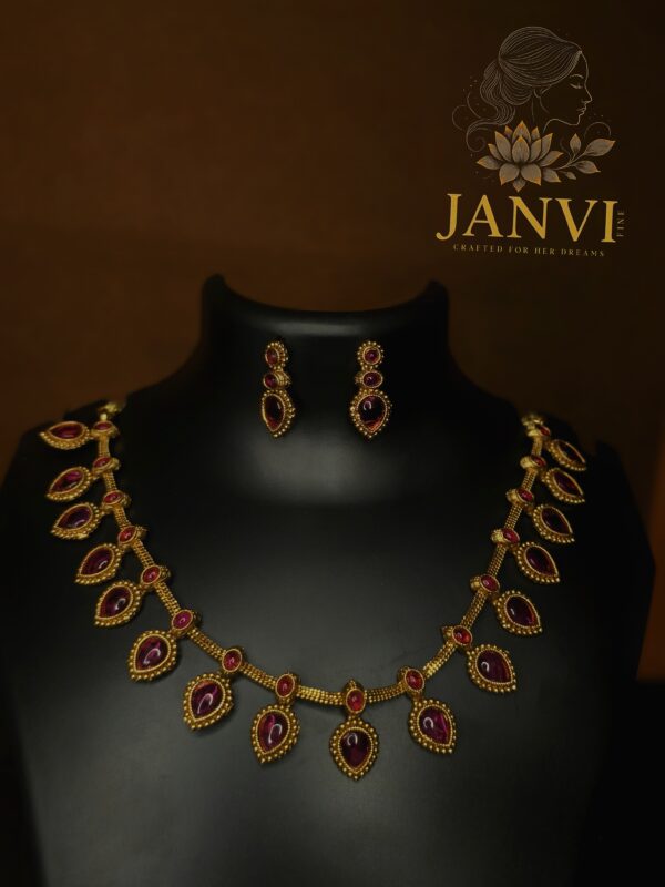 Antique-Finish Necklace Set